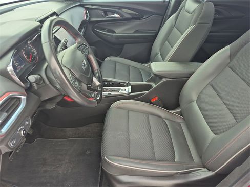 Used 2021 Chevrolet TrailBlazer RS w/ Sun and Liftgate Package image 18