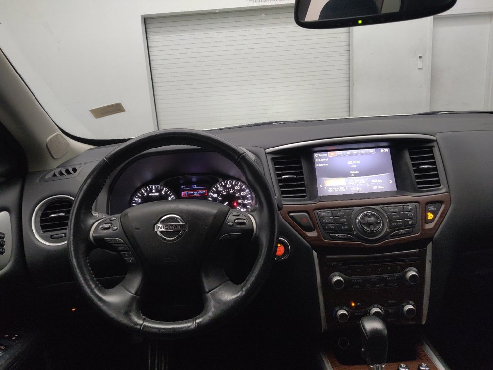 Used 2020 Nissan Pathfinder Platinum w/ Cargo Package FWD image 22