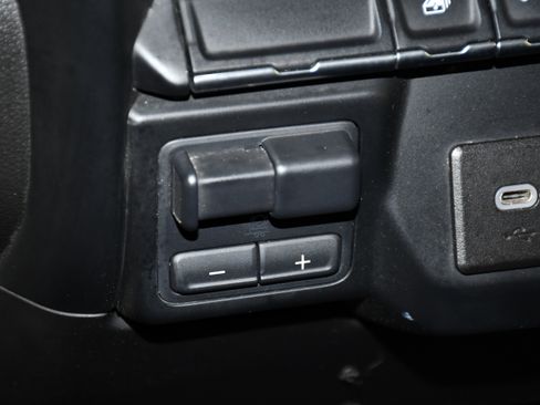 Used 2022 GMC Sierra 2500 SLE AWD/4WD image 34
