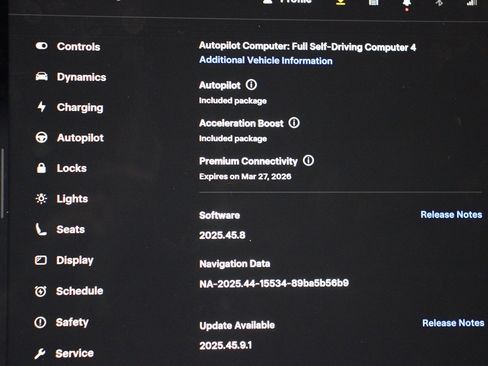 Used 2023 Tesla Model Y Long Range image 22