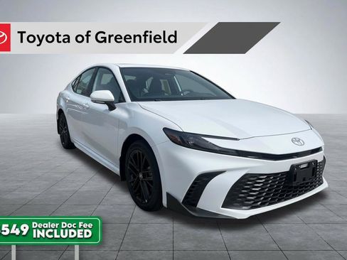 New 2026 Toyota Camry SE AWD/4WD image 1