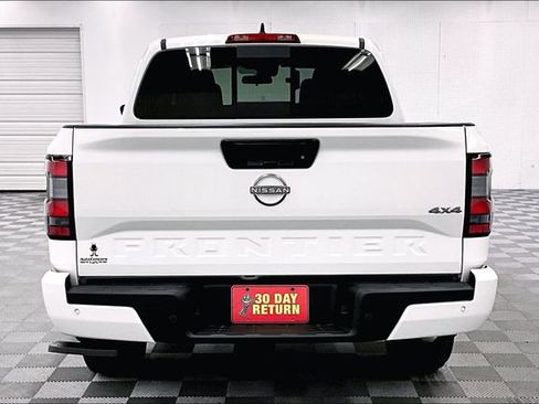 New 2025 Nissan Frontier SV image 5