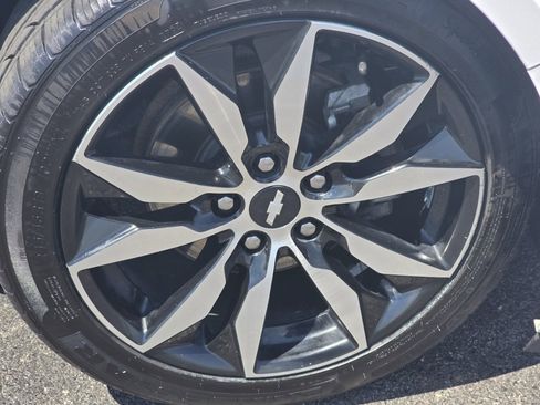 Used 2018 Chevrolet Malibu LT w/ Sport Package FWD image 6