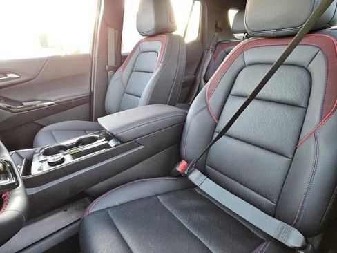 Used 2025 Chevrolet Equinox RS w/ Convenience Package III image 5