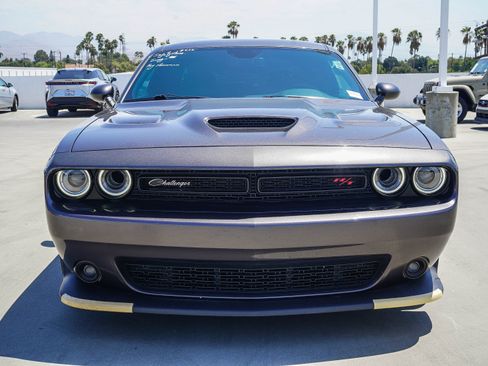 Used 2021 Dodge Challenger R/T Scat Pack w/ Driver Convenience Group RWD image 2