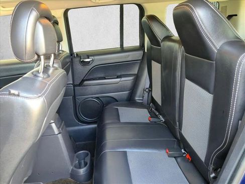 Used 2014 Jeep Patriot Latitude w/ Freedom Edition Package FWD image 16