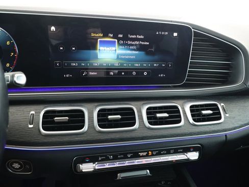 Used 2022 Mercedes-Benz GLS 450 4MATIC image 15