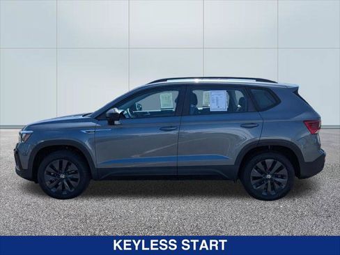 Used 2022 Volkswagen Taos S FWD image 2
