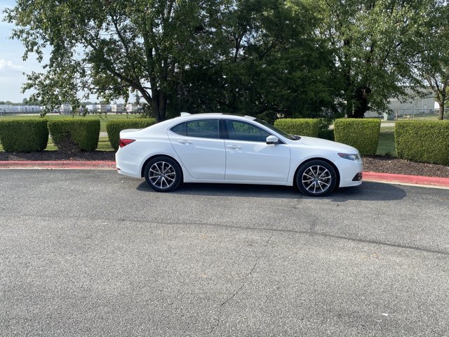 Used 2016 Acura TLX w/ Technology Package AWD/4WD image 2