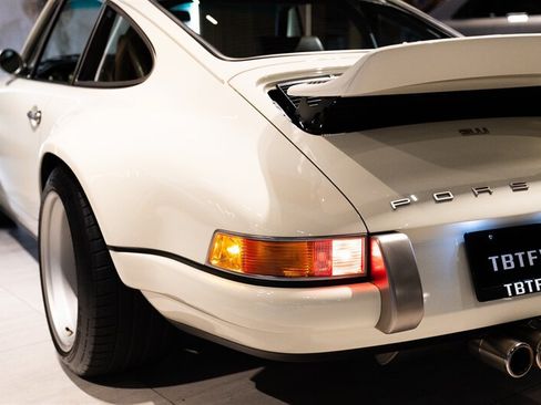 Used 1990 Porsche 911 Carrera image 23