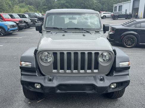 Used 2023 Jeep Wrangler Unlimited Sport AWD/4WD image 2