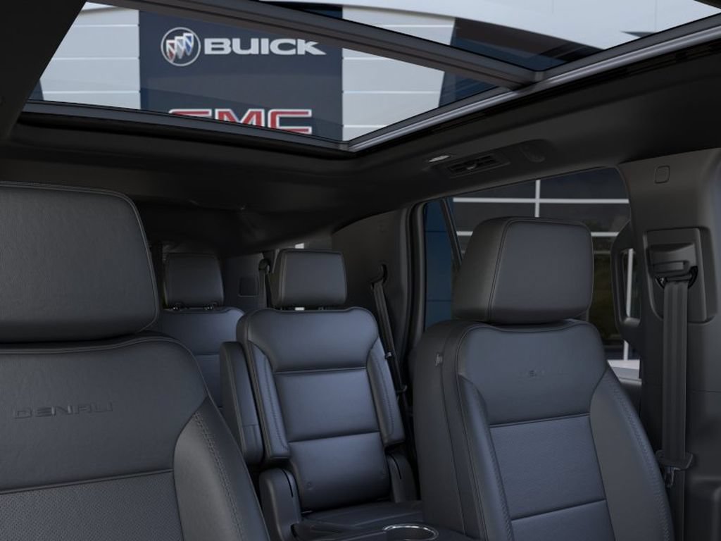 New 2026 GMC Yukon Denali w/ Sun & Power Step Package AWD/4WD image 24