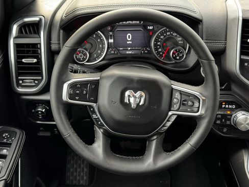 Used 2025 RAM 1500 Laramie w/ Sport Appearance Package AWD/4WD image 15