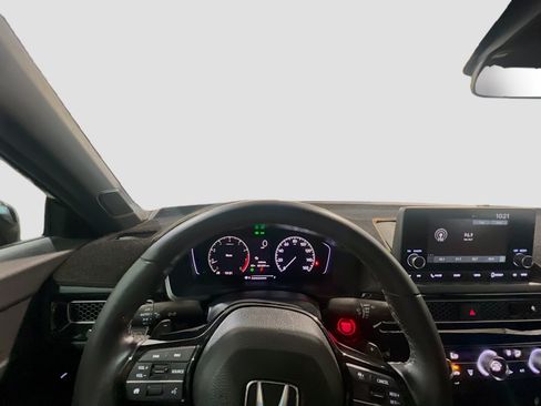 Used 2025 Honda Civic Sport image 7