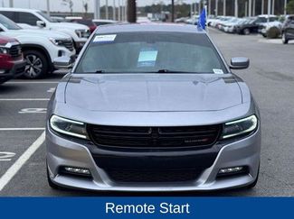 Used 2017 Dodge Charger R/T video 2