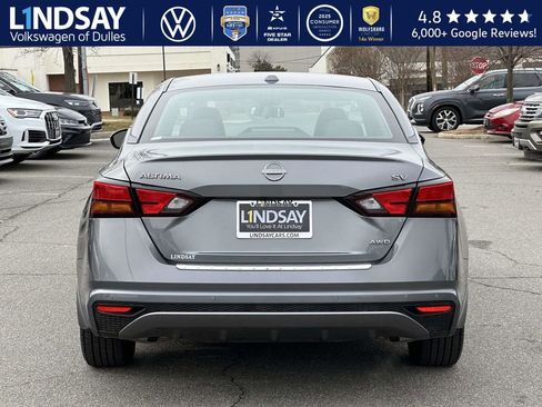 Used 2023 Nissan Altima 2.5 SV image 5