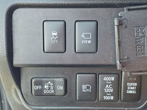 Used 2021 Toyota Tacoma TRD Sport w/ Advanced Technology Package image 22