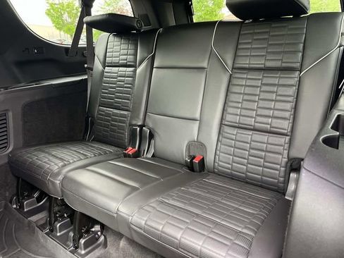 Used 2023 Cadillac Escalade ESV Sport Platinum image 24