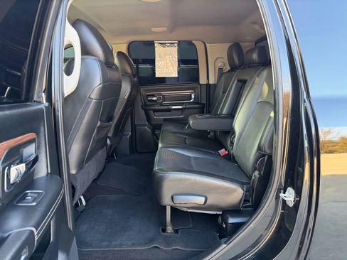 Used 2015 RAM 3500 Laramie w/ Cold Weather Group image 33