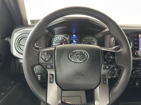 Used 2023 Toyota Tacoma TRD Pro AWD/4WD image 12