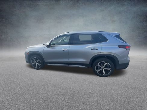 New 2025 Volkswagen Tiguan SE image 12