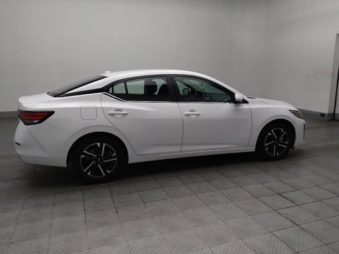 Used 2025 Nissan Sentra SV FWD image 10