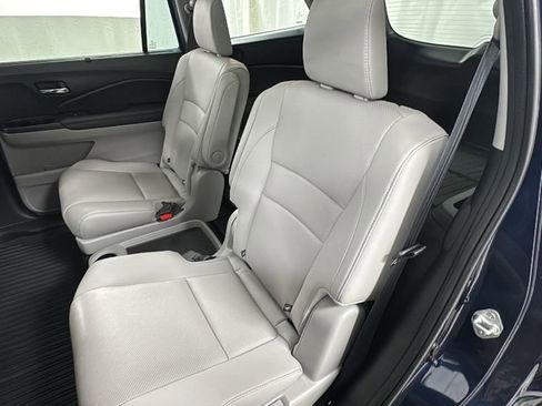 Used 2022 Honda Pilot Elite image 12