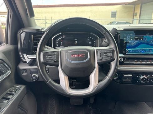 Used 2025 GMC Sierra 1500 SLT RWD image 19