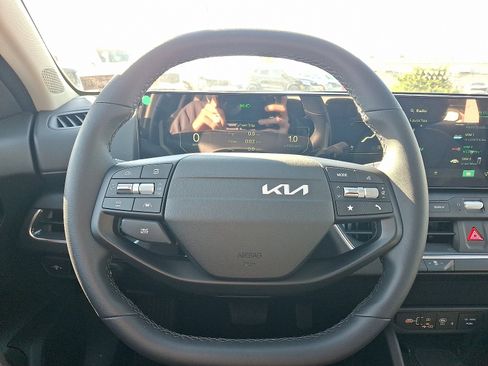 New 2025 Kia K4 GT-Line Turbo FWD image 13