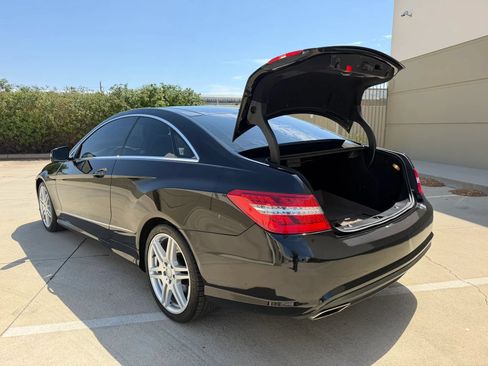 Used 2010 Mercedes-Benz E 550 Coupe image 13