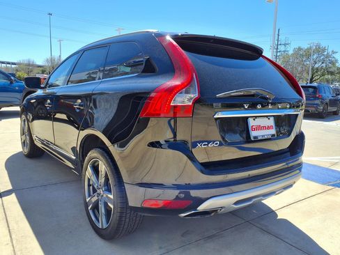 Used 2017 Volvo XC60 T5 Dynamic w/ Advanced Package image 3