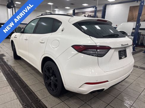 Used 2022 Maserati Levante GT image 4