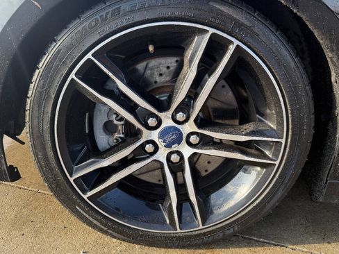 Used 2016 Ford Focus ST w/ Equipment Group 402A image 29