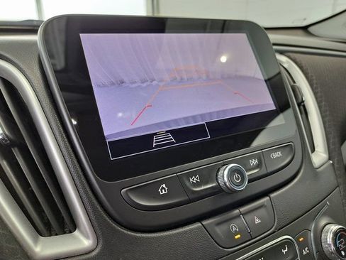 Used 2023 Chevrolet Malibu LT FWD image 13