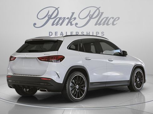 Used 2023 Mercedes-Benz GLA 250 4MATIC image 21