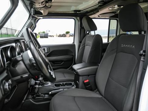 Used 2021 Jeep Wrangler Unlimited Sahara w/ Uconnect 4C Nav & Sound Group AWD/4WD image 35