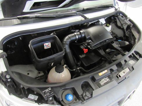 Used 2021 Mercedes-Benz Sprinter 2500 image 30