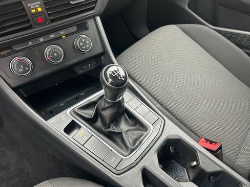 Used 2020 Volkswagen Jetta R-Line image 26