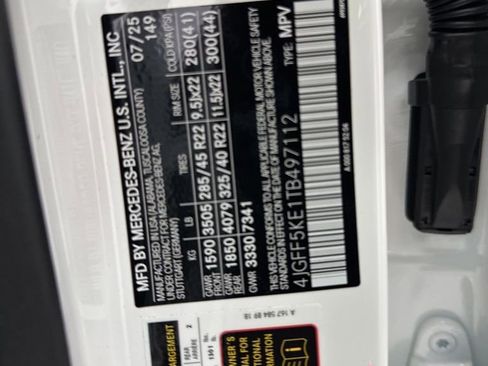 Certified 2026 Mercedes-Benz GLS 450 4MATIC image 37