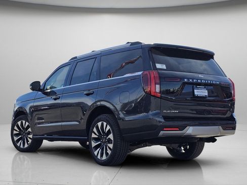 New 2026 Ford Expedition Platinum w/ Driver's Package image 22
