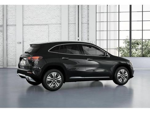 Used 2026 Mercedes-Benz GLA 250 4MATIC image 19