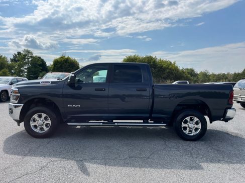 Used 2026 RAM 2500 Big Horn AWD/4WD image 6