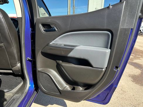 Used 2016 Chevrolet Colorado Z71 image 37