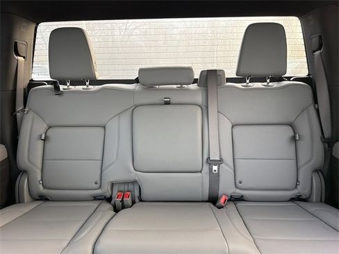 Used 2024 GMC Sierra 1500 SLT w/ SLT Premium Package image 31