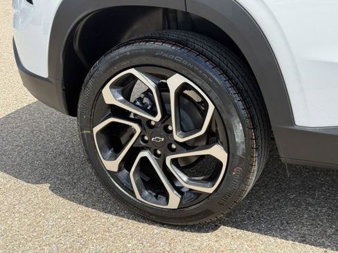 New 2026 Chevrolet Trax RS image 12