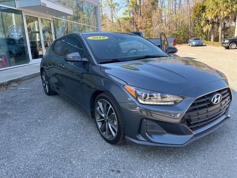 Used 2019 Hyundai Veloster 2.0 Premium image 11