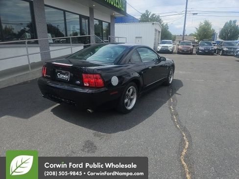 Used 2001 Ford Mustang GT RWD image 8