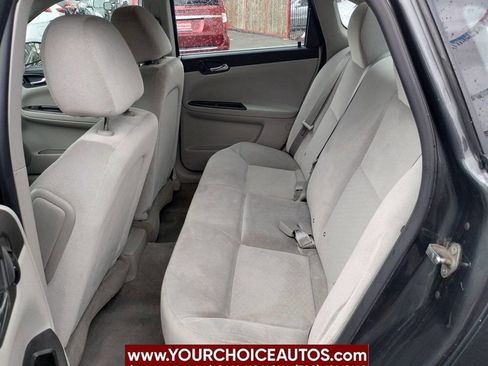 Used 2015 Chevrolet Impala LT w/ LT Sunroof Package image 16