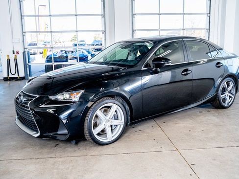 Used 2017 Lexus IS 200t w/ Navigation System Package image 11