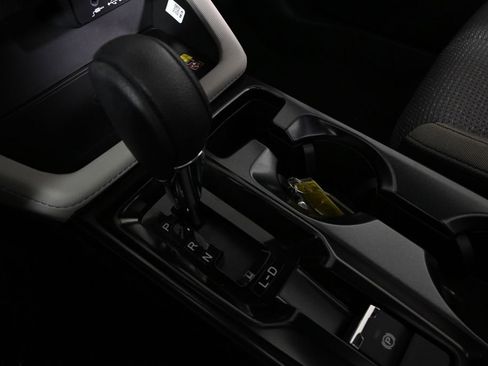 Certified 2026 Subaru Forester Premium AWD/4WD image 31